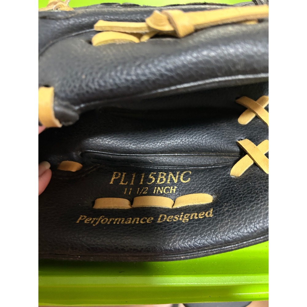 Rawlings Players Series PL115BNC 11.5 Inch Baseball Glove Black Basket Web RHT